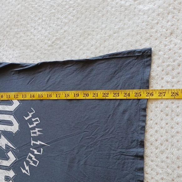 band T-shirt ACDC women's size small - Picture 5 of 6